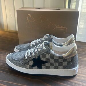 Vintage Havana black checkered multi w/ glitter/ metallic size 11